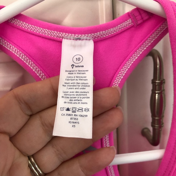 Ivivva by Lululemon reversible girl’s tank top - Picture 9 of 11